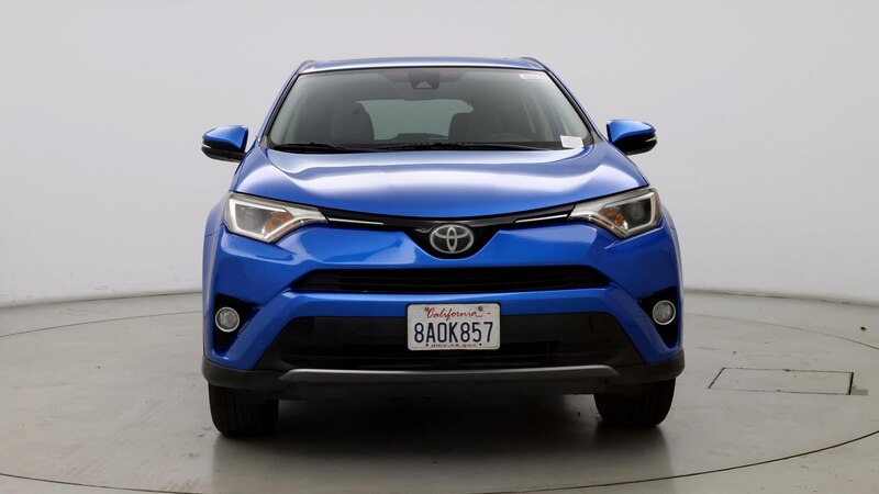 2017 Toyota RAV4 XLE 5