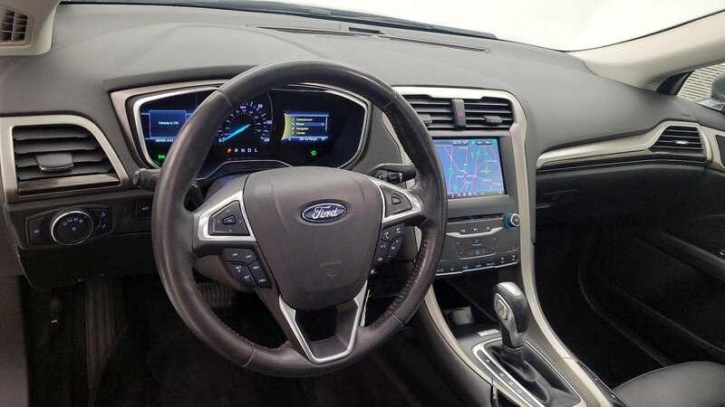 2015 Ford Fusion SE 8