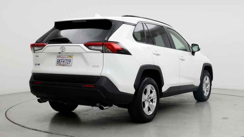 2019 Toyota RAV4 XLE 8