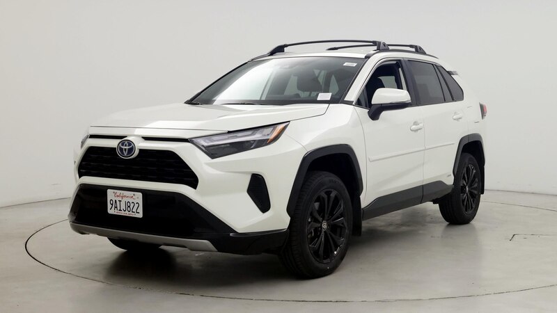 2022 Toyota RAV4 SE 4