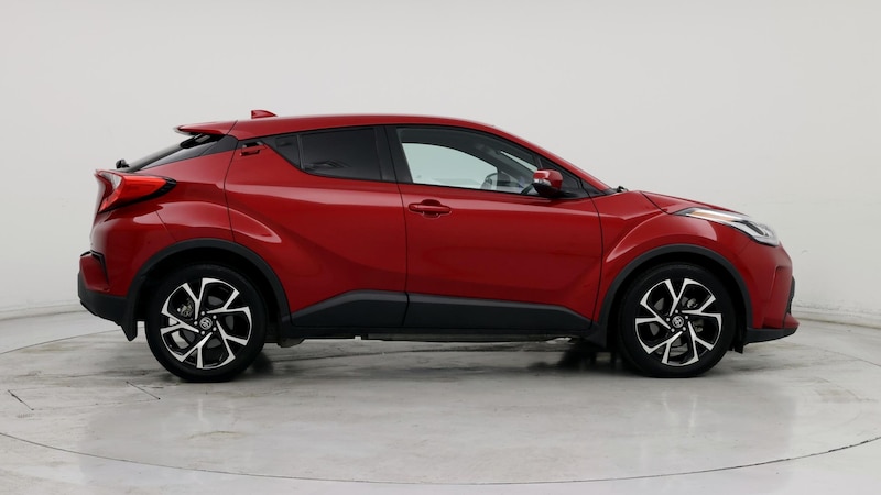 2022 Toyota C-HR XLE 7