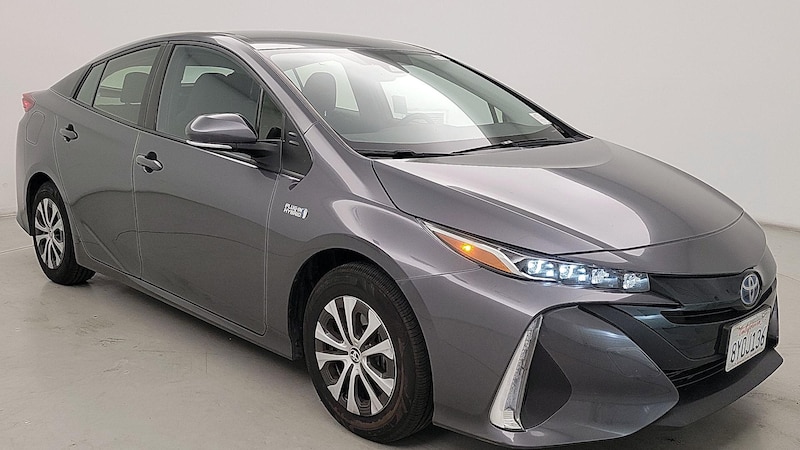 2022 Toyota Prius Prime LE Hero Image