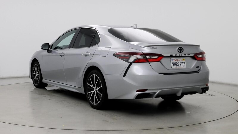 2022 Toyota Camry SE 2