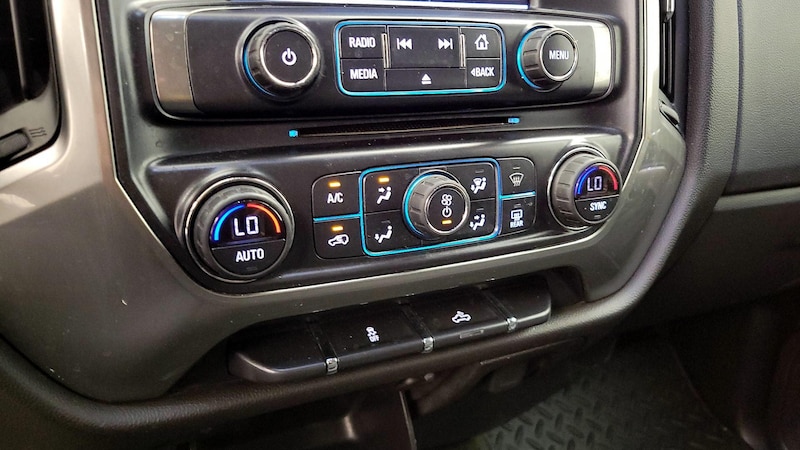2018 Chevrolet Silverado 1500 LT 16