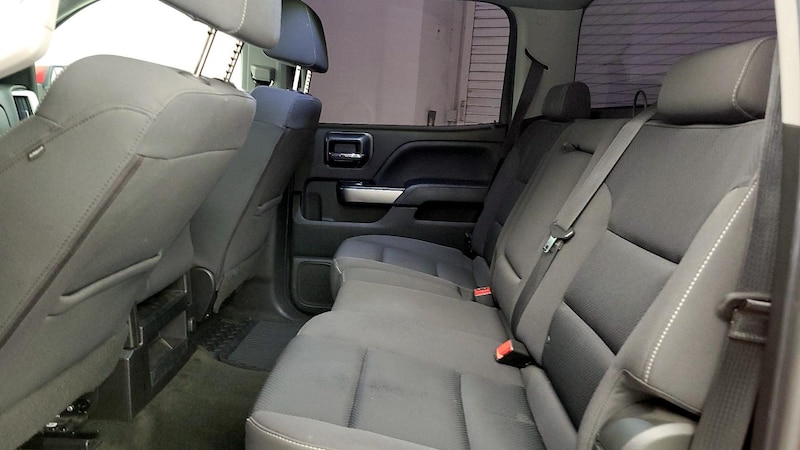 2018 Chevrolet Silverado 1500 LT 19