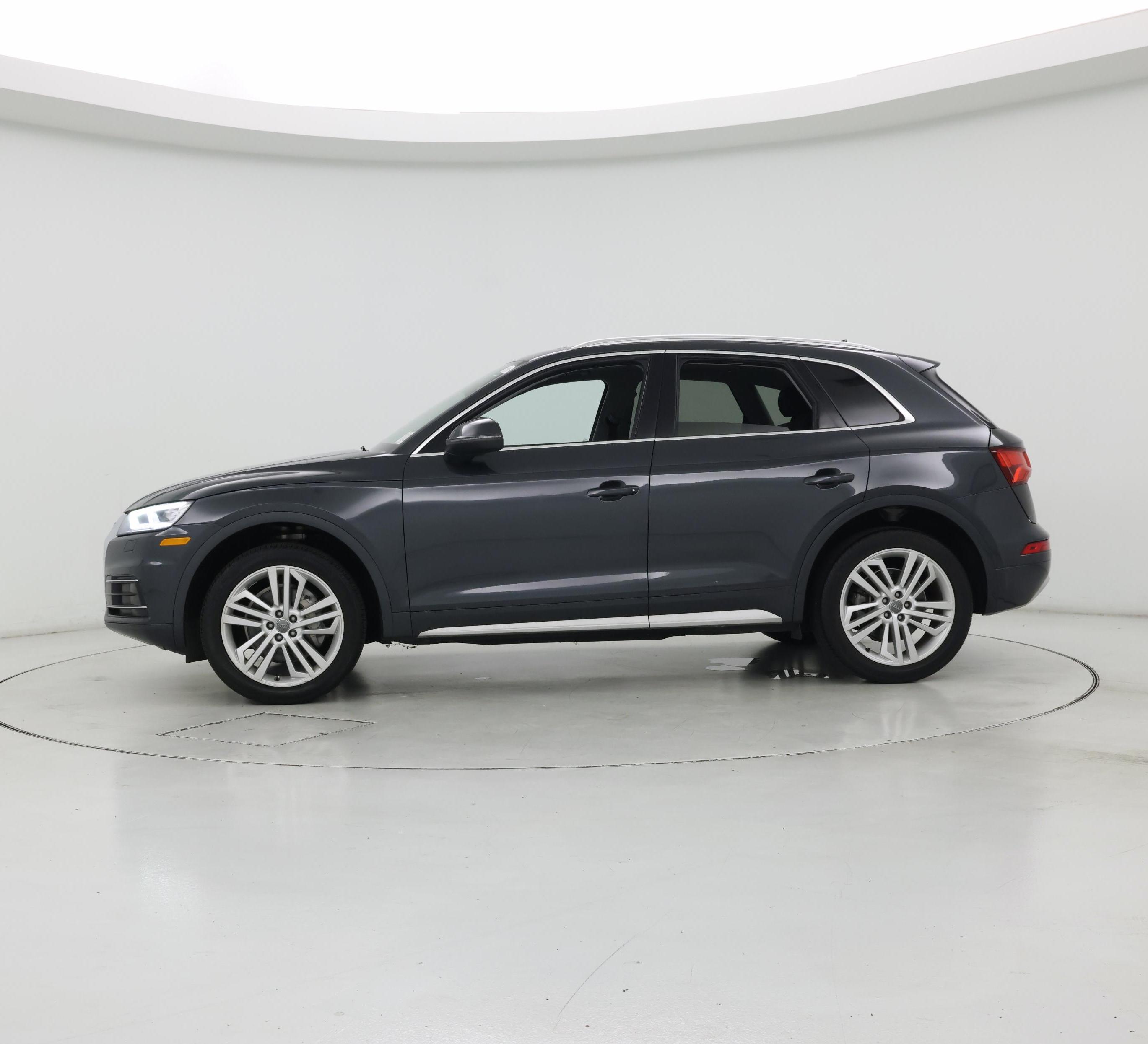 Thumbnail: 2019 Audi Q5 - 3
