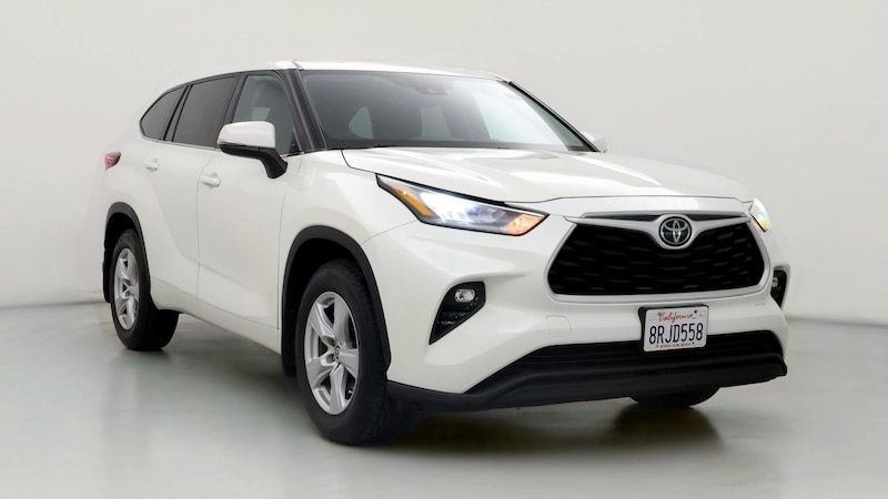 2020 Toyota Highlander LE Hero Image