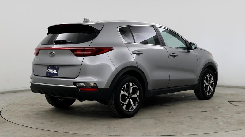 2022 Kia Sportage LX 8