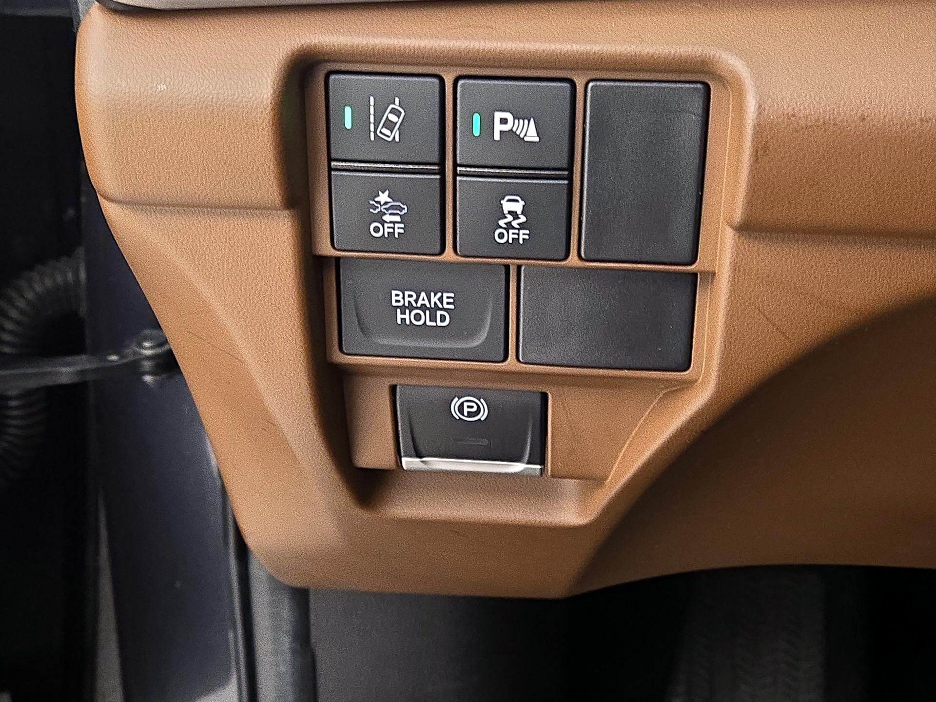 Thumbnail: 2021 Acura RDX - 13