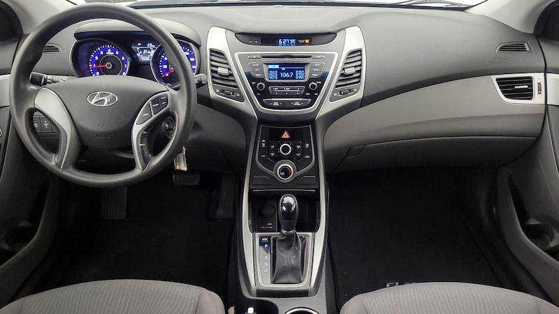 2016 Hyundai Elantra SE 9