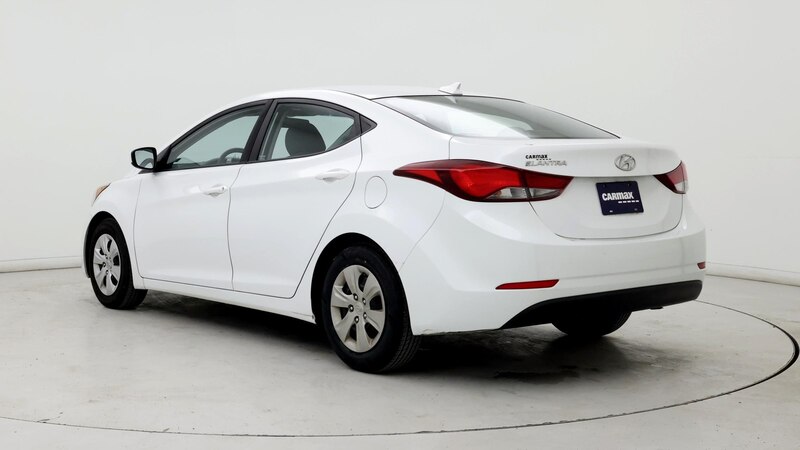 2016 Hyundai Elantra SE 2