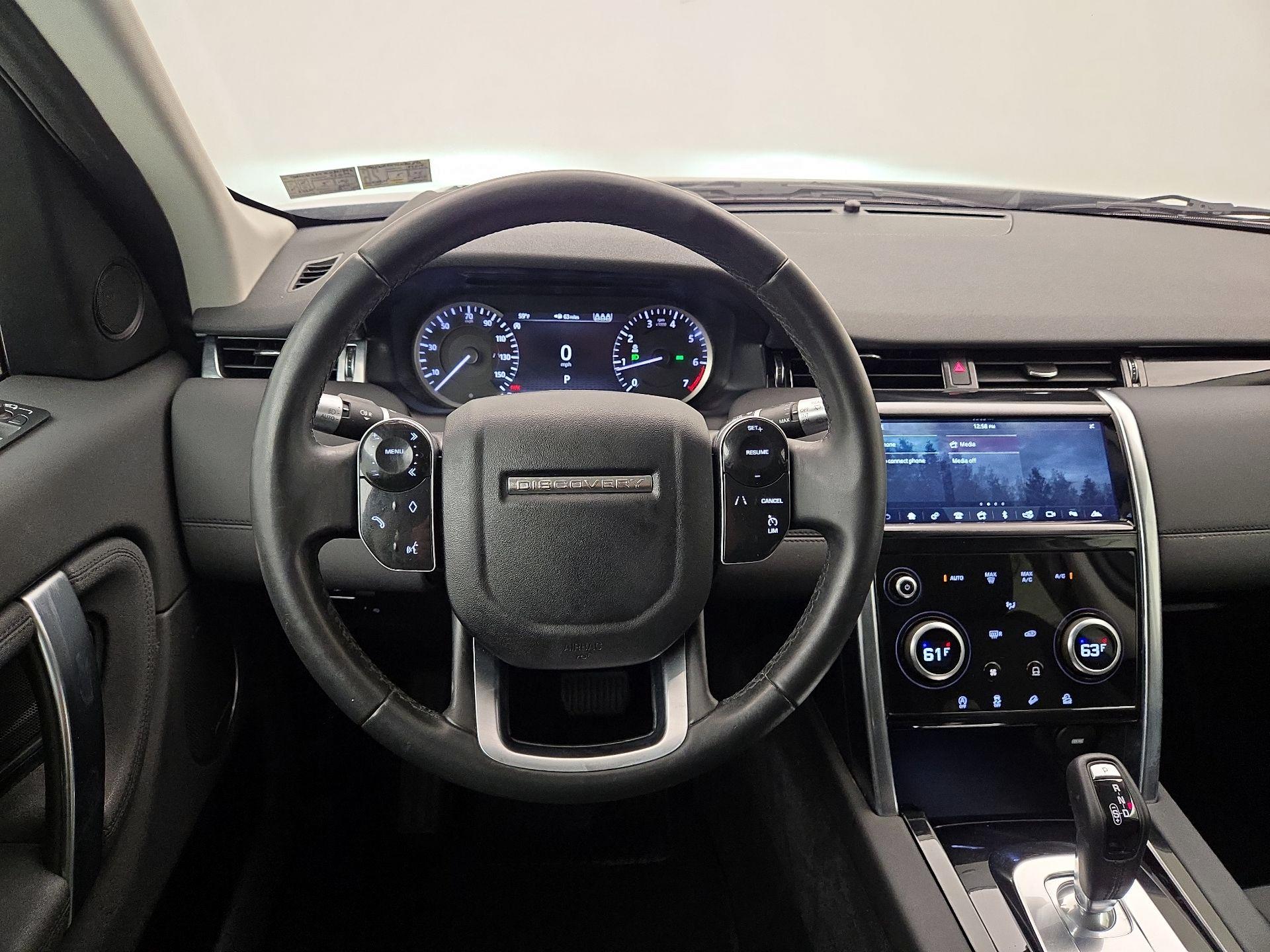 Thumbnail: 2020 Land Rover Discovery Sport - 10