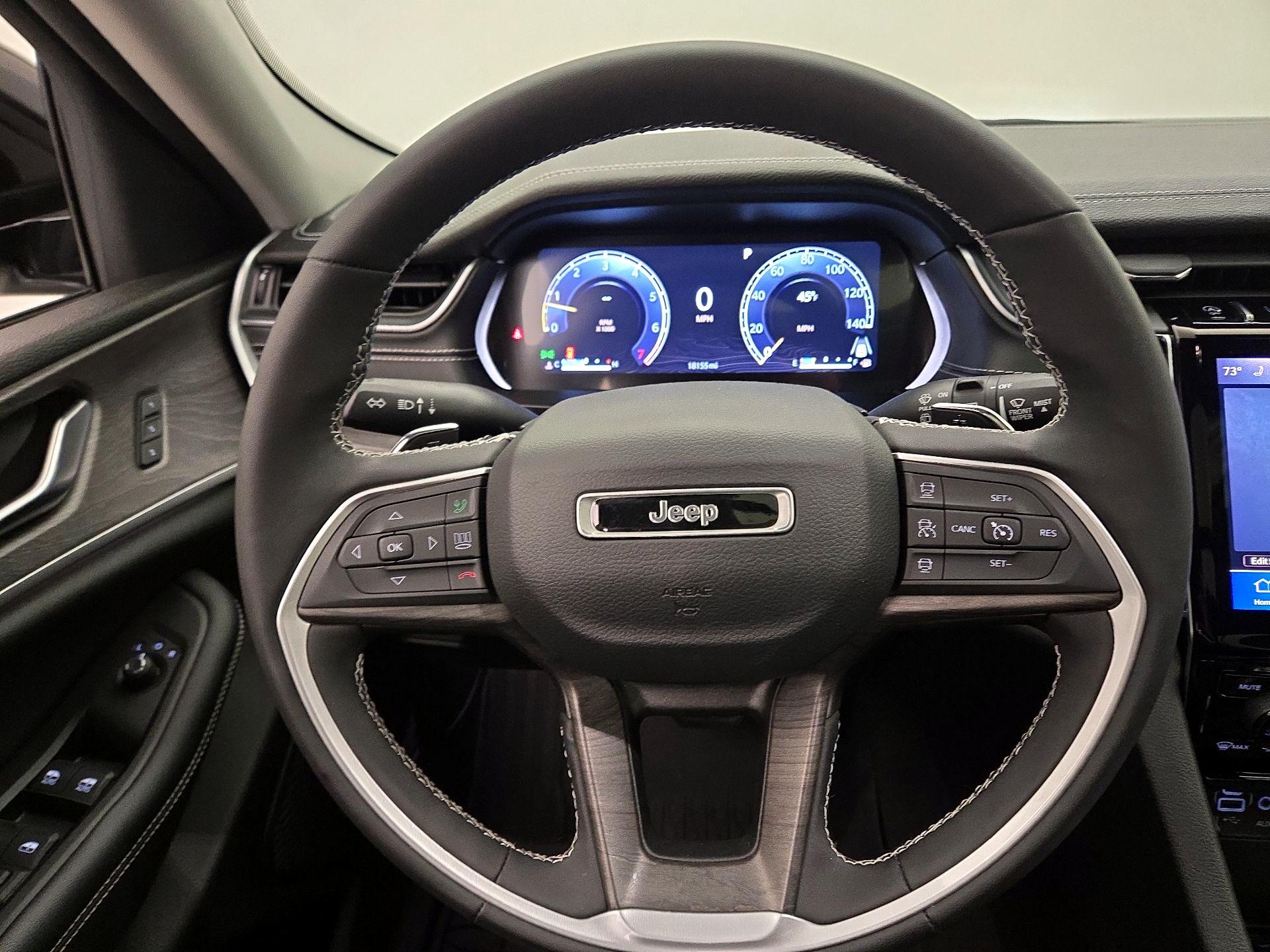 Thumbnail: 2023 Jeep Grand Cherokee - 10
