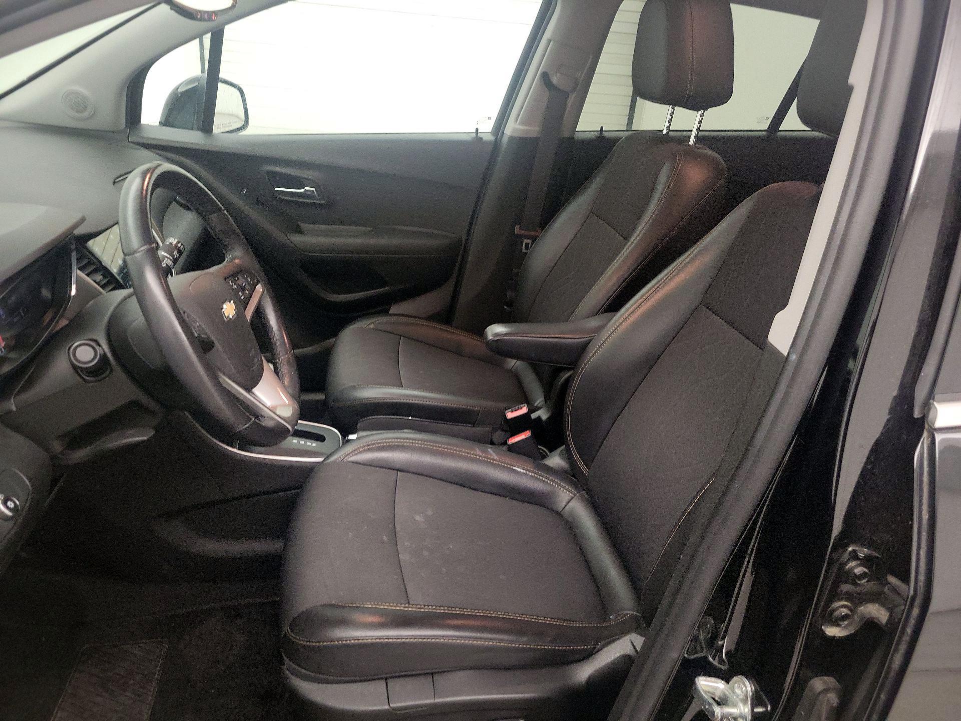 Thumbnail: 2019 Chevrolet Trax - 11