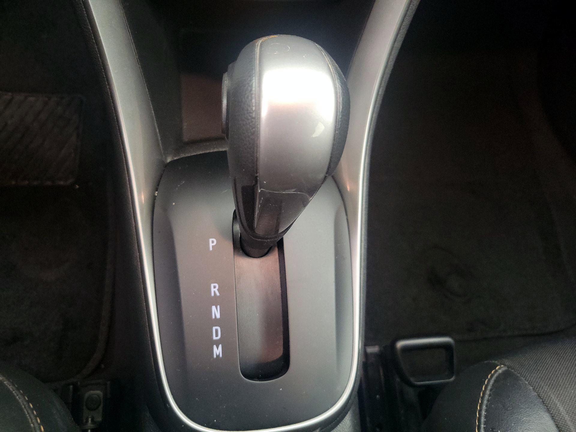 Thumbnail: 2019 Chevrolet Trax - 17