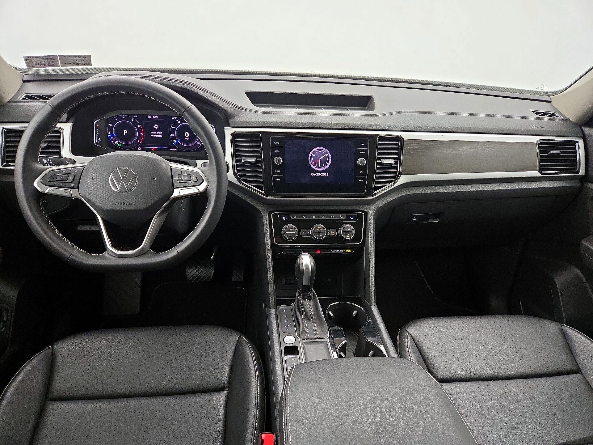 Thumbnail: 2022 Volkswagen Atlas - 9