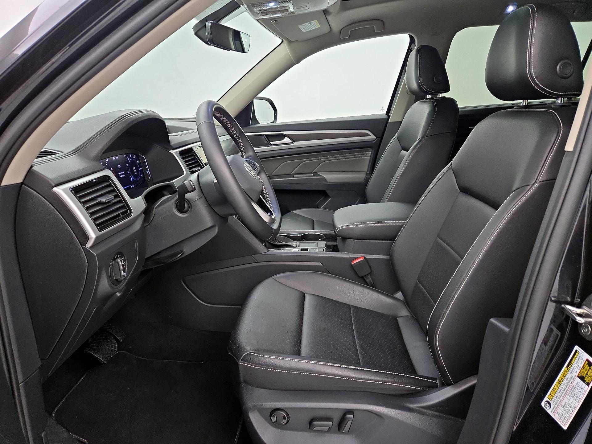 Thumbnail: 2022 Volkswagen Atlas - 11