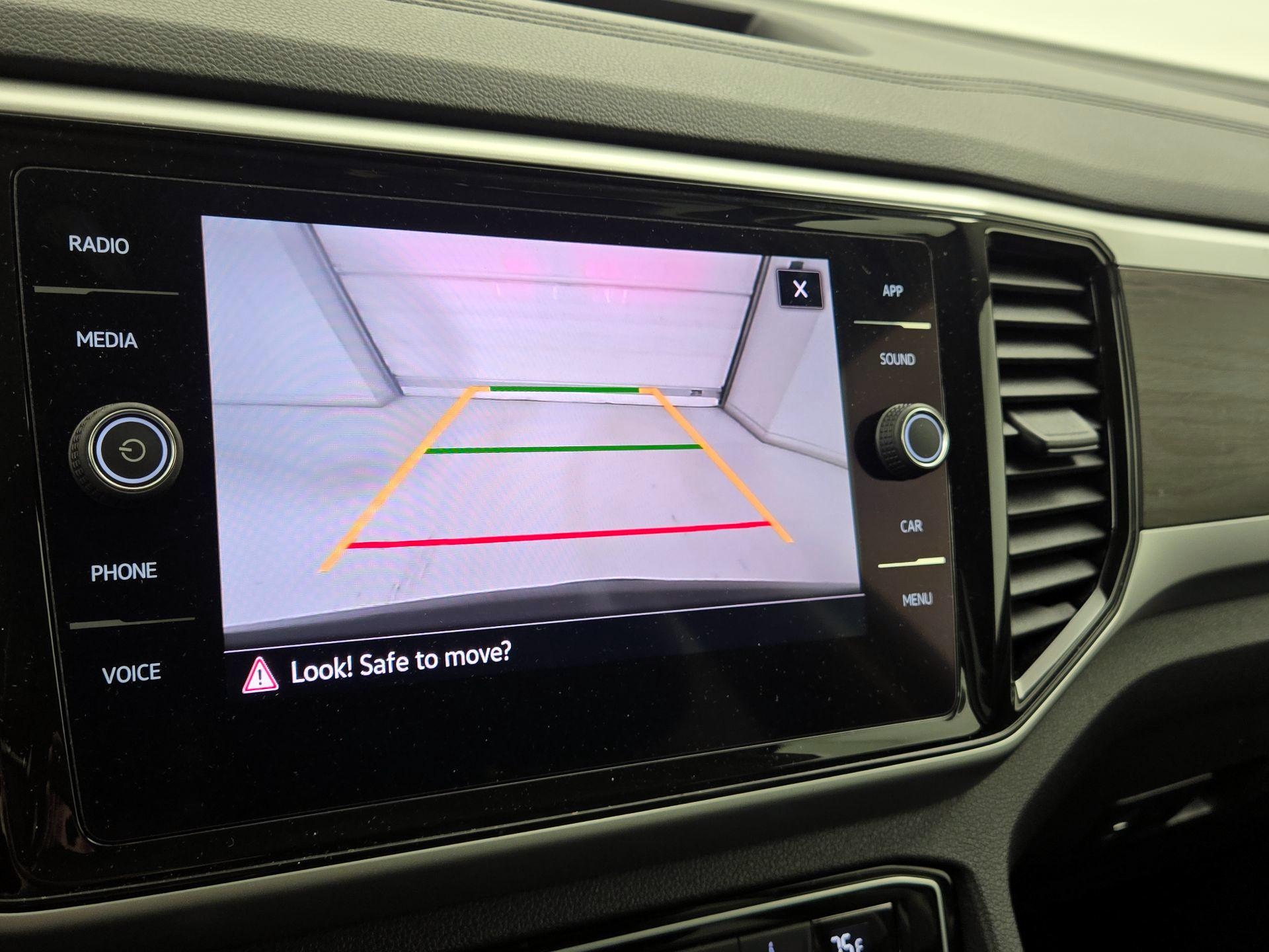 Thumbnail: 2022 Volkswagen Atlas - 14