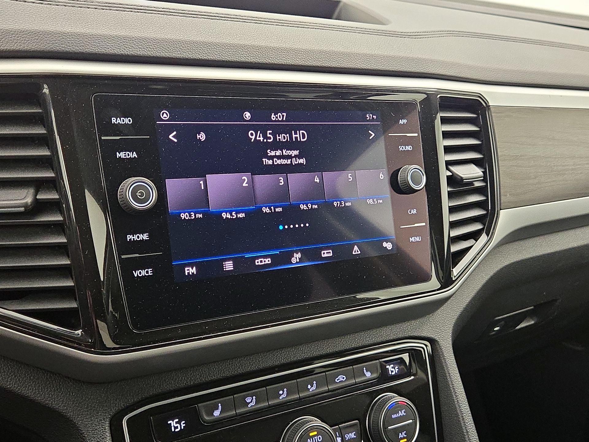 Thumbnail: 2022 Volkswagen Atlas - 15