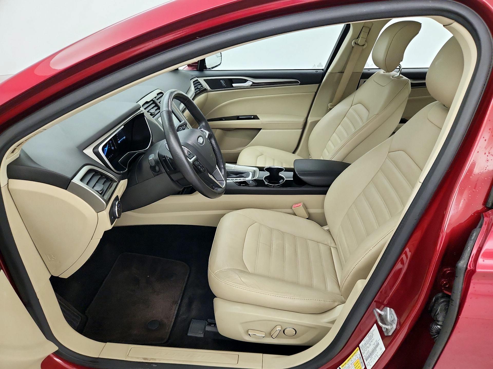 Thumbnail: 2015 Ford Fusion - 11