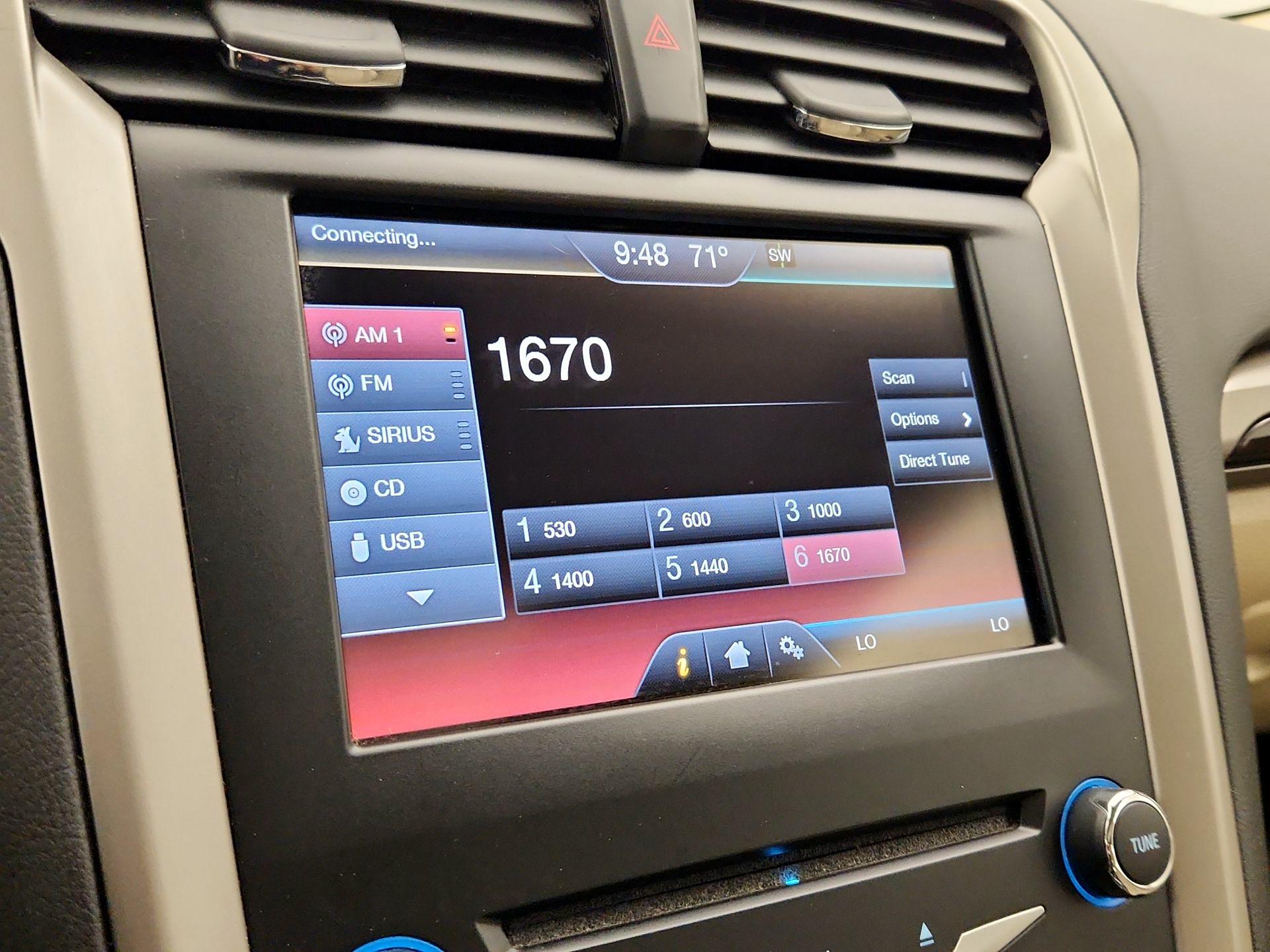Thumbnail: 2015 Ford Fusion - 16