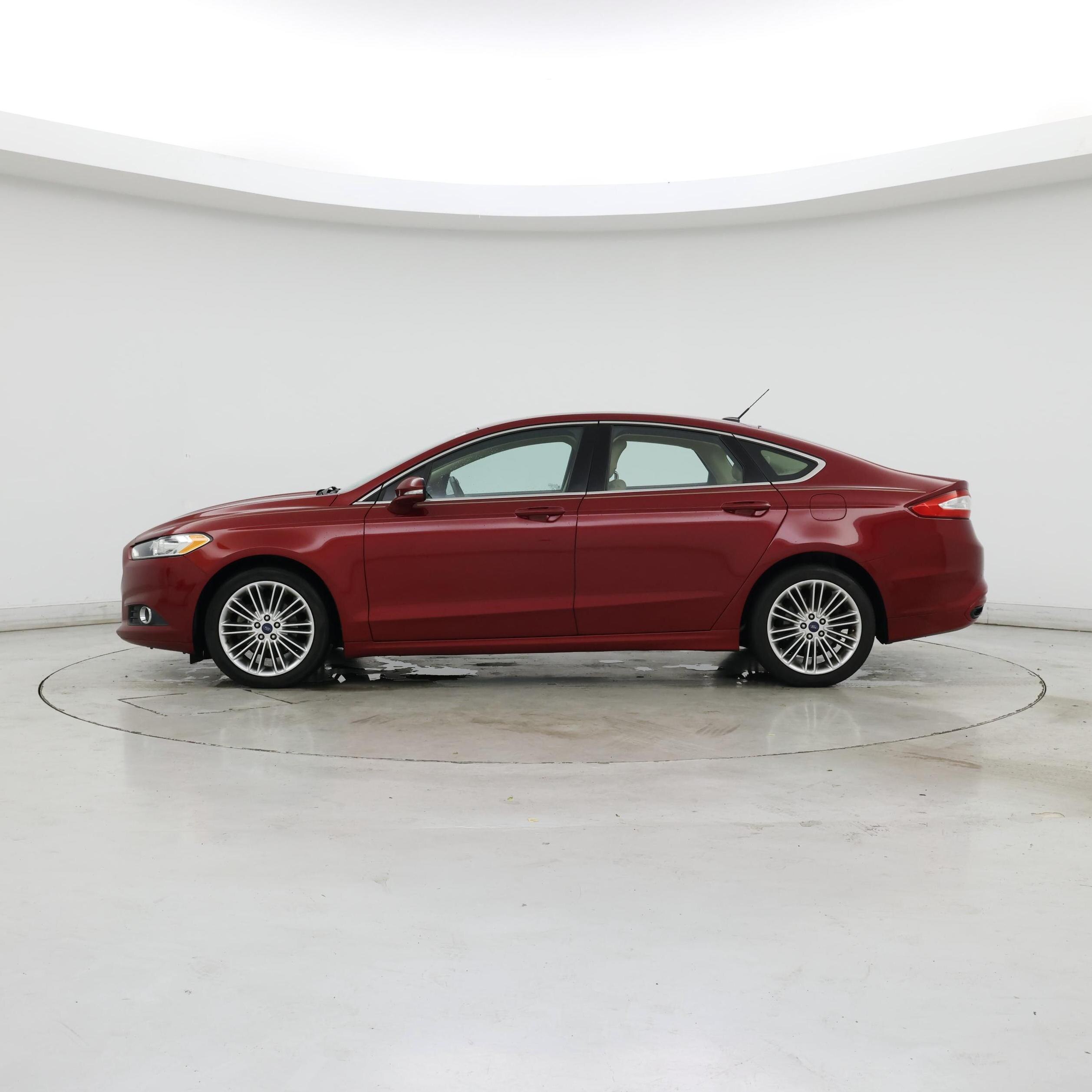Thumbnail: 2015 Ford Fusion - 3