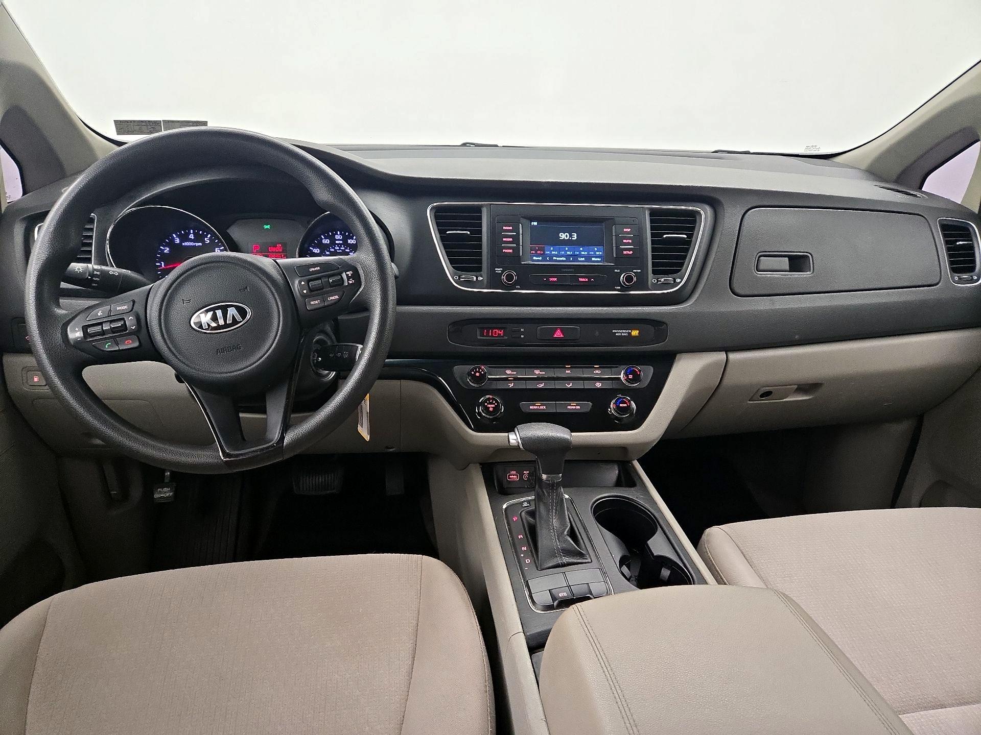Thumbnail: 2017 Kia Sedona - 9
