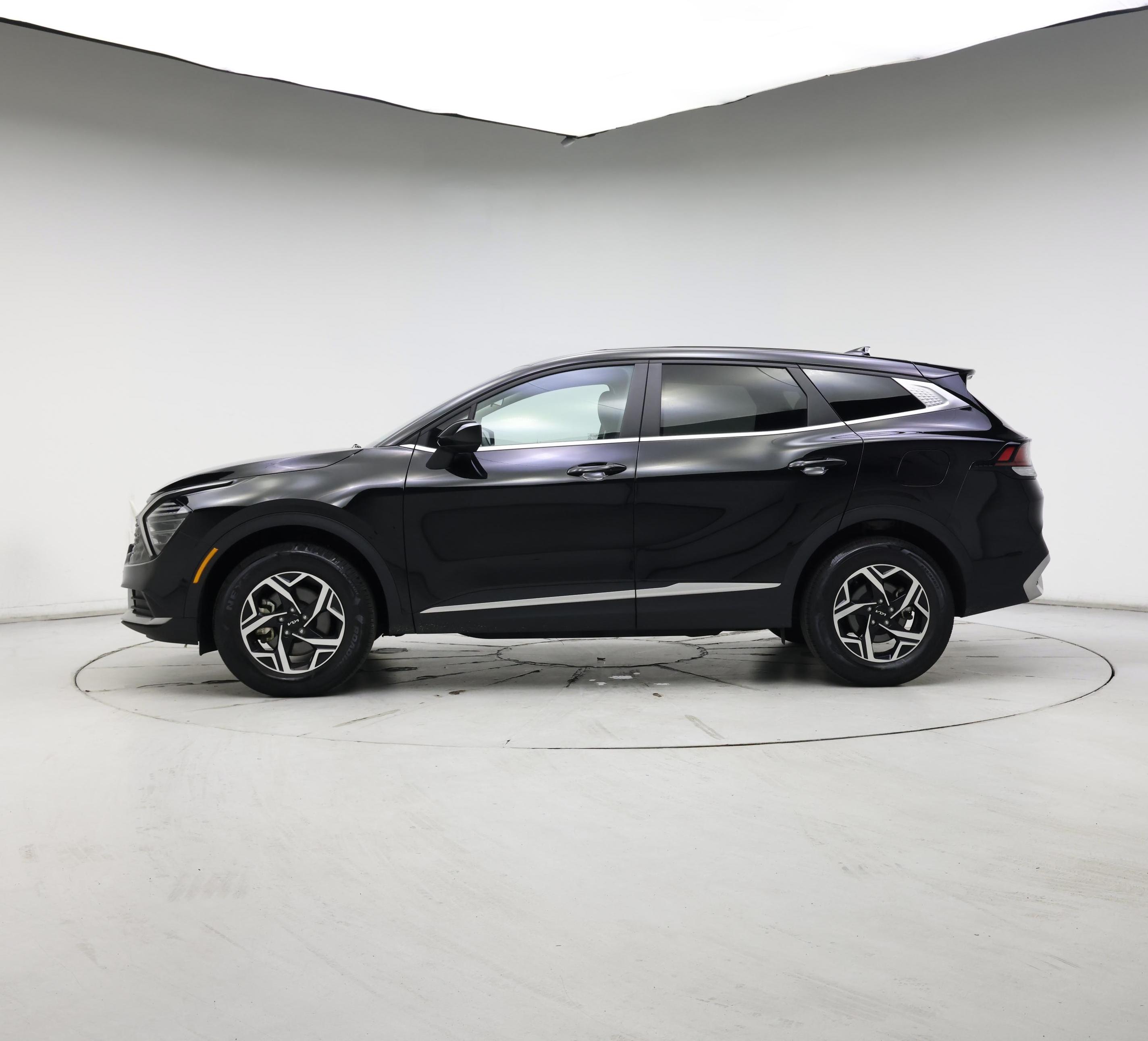 Thumbnail: 2024 Kia Sportage - 3