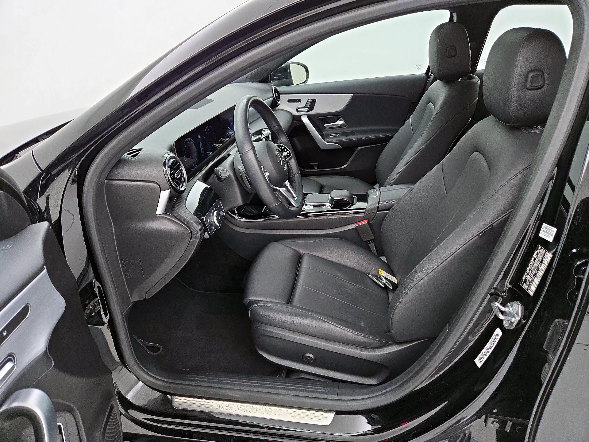 Thumbnail: 2019 Mercedes-Benz A-Class - 11