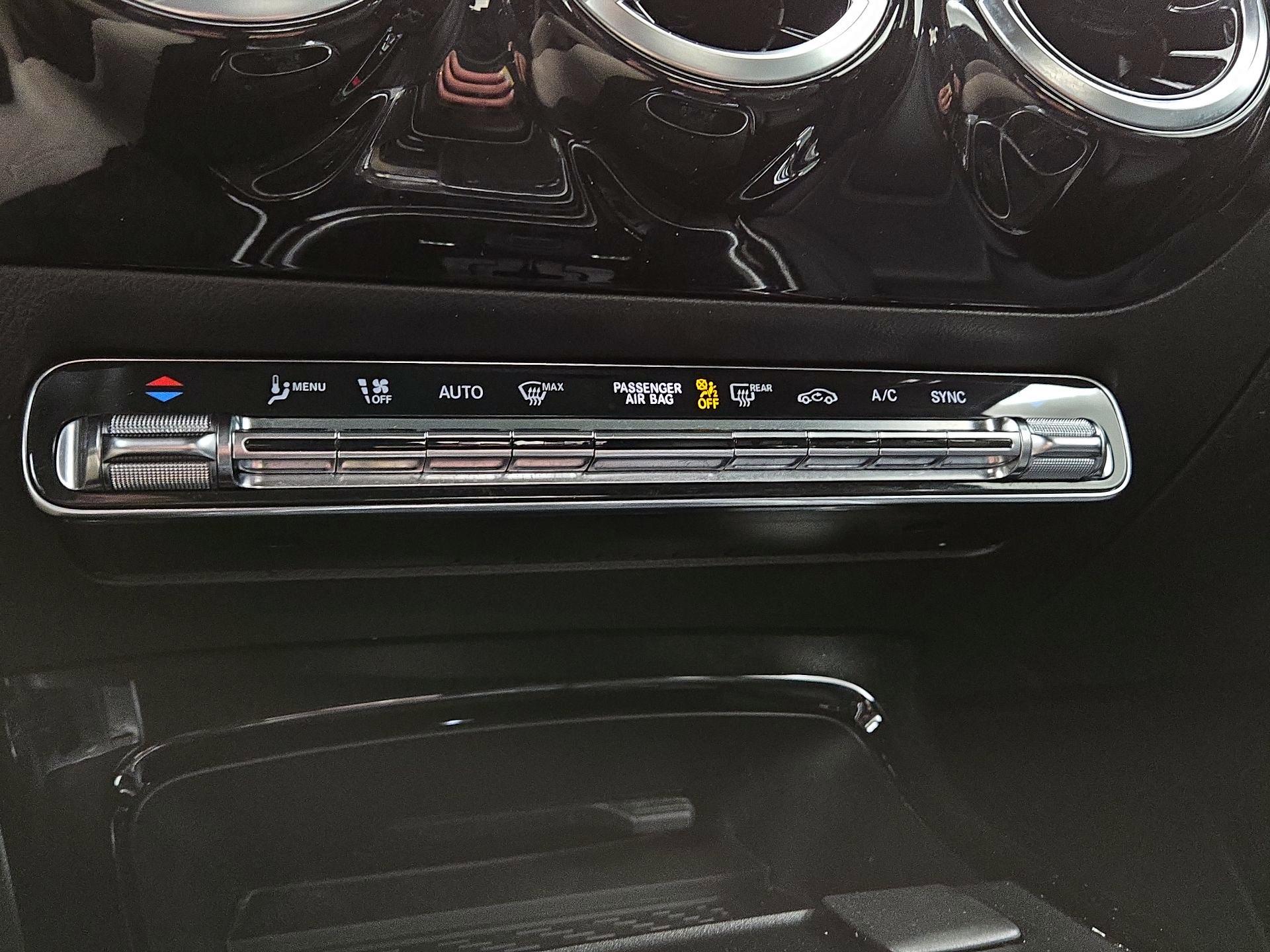 Thumbnail: 2019 Mercedes-Benz A-Class - 16