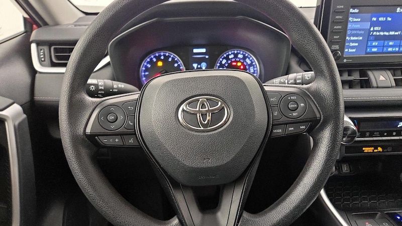 2021 Toyota RAV4 XLE 10