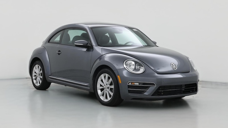 2017 Volkswagen Beetle SE Hero Image