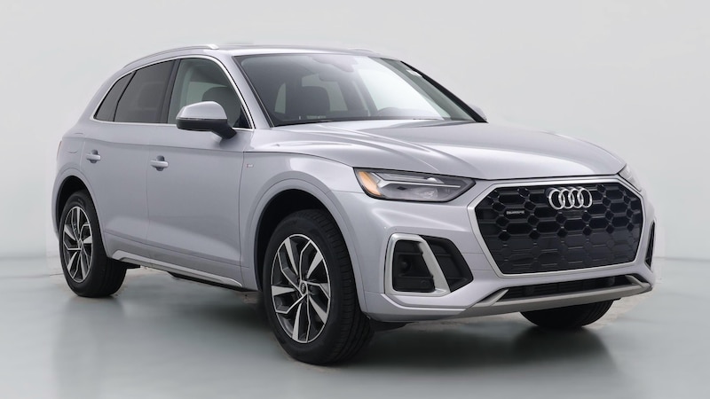 2023 Audi Q5 e Premium Plus Hero Image