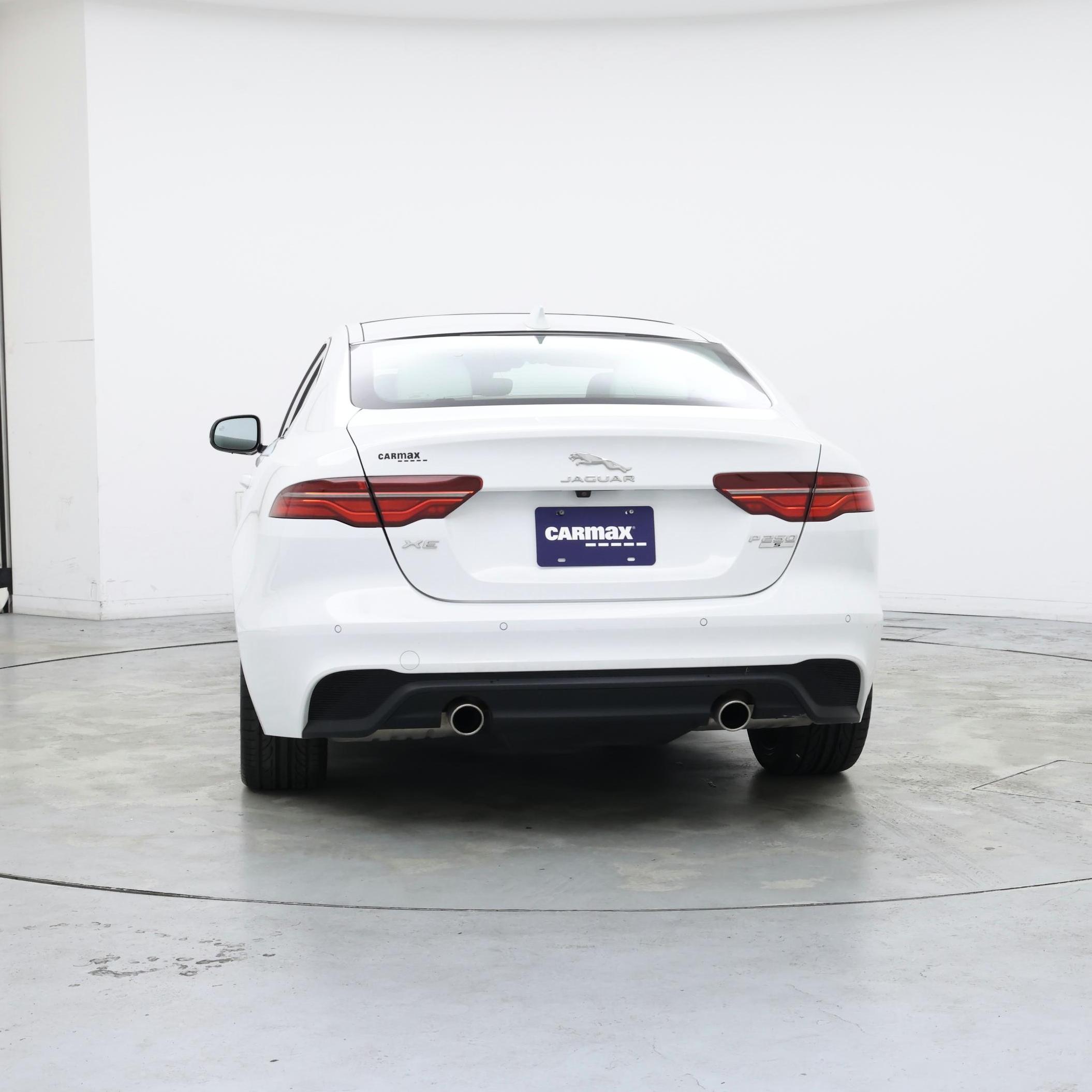 Thumbnail: 2020 Jaguar XE - 6