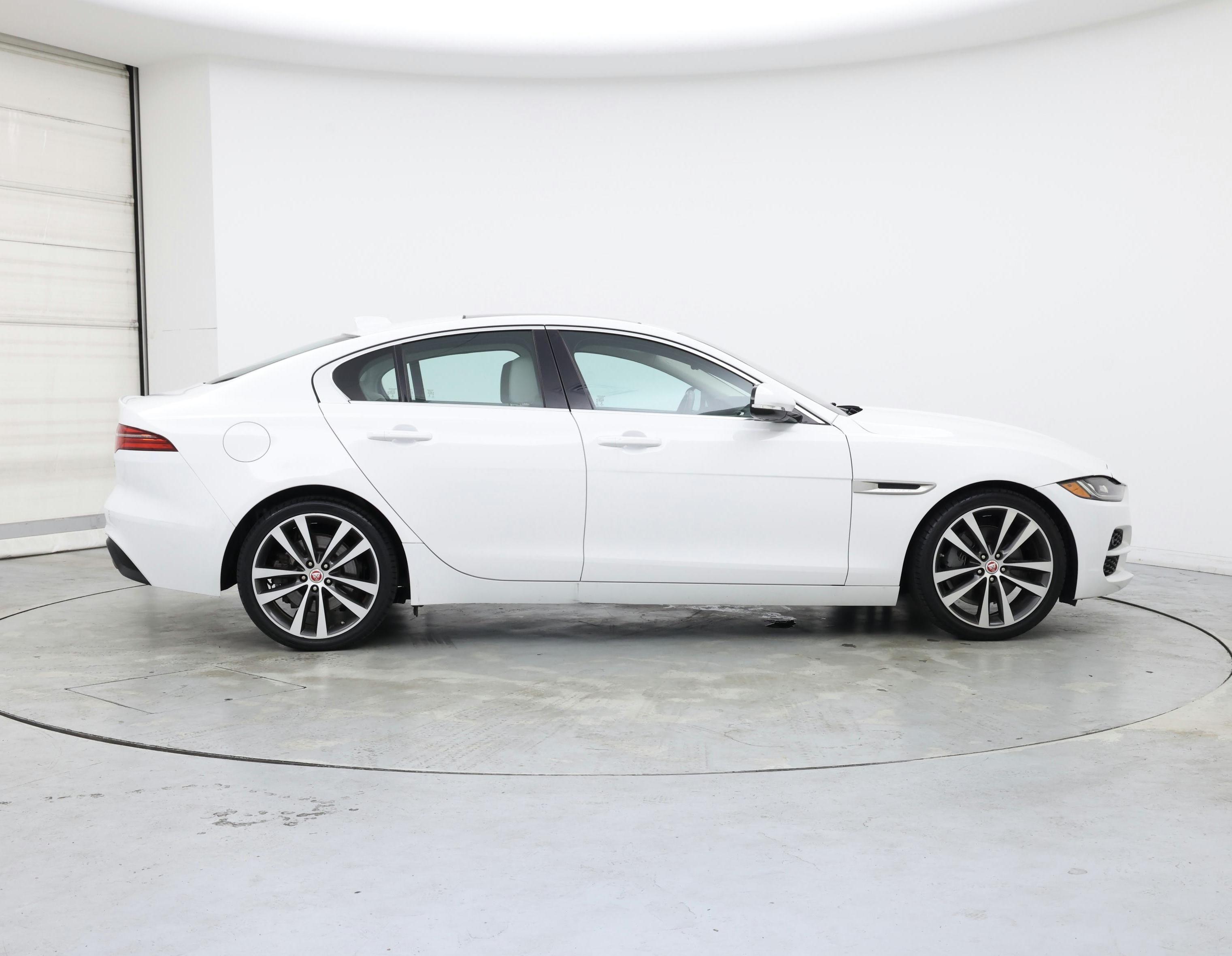 Thumbnail: 2020 Jaguar XE - 7