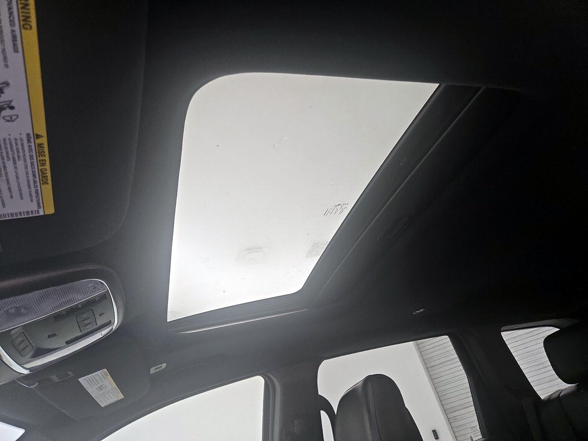 Thumbnail: 2019 Jeep Grand Cherokee - 20