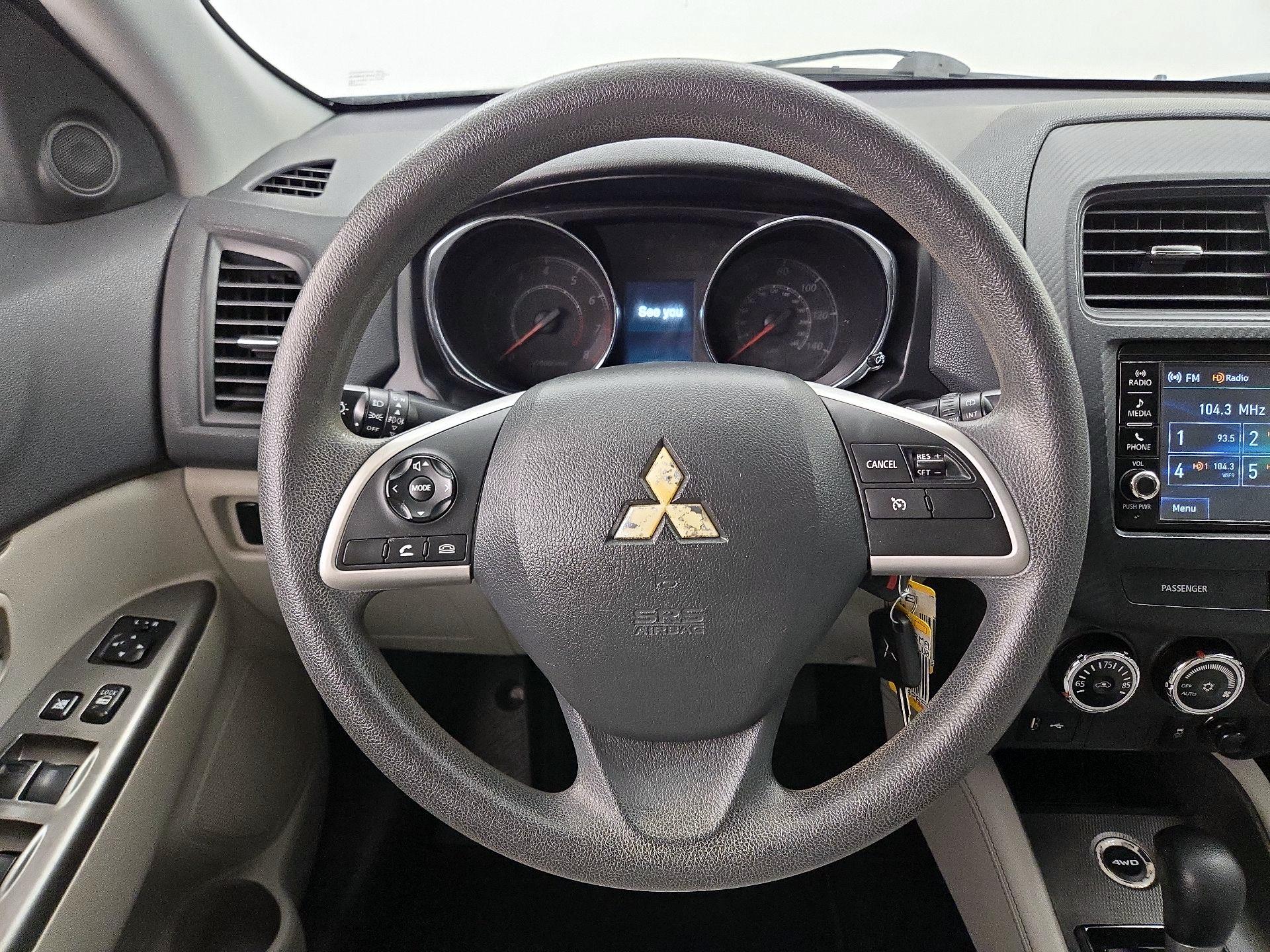 Thumbnail: 2018 Mitsubishi Outlander Sport - 10