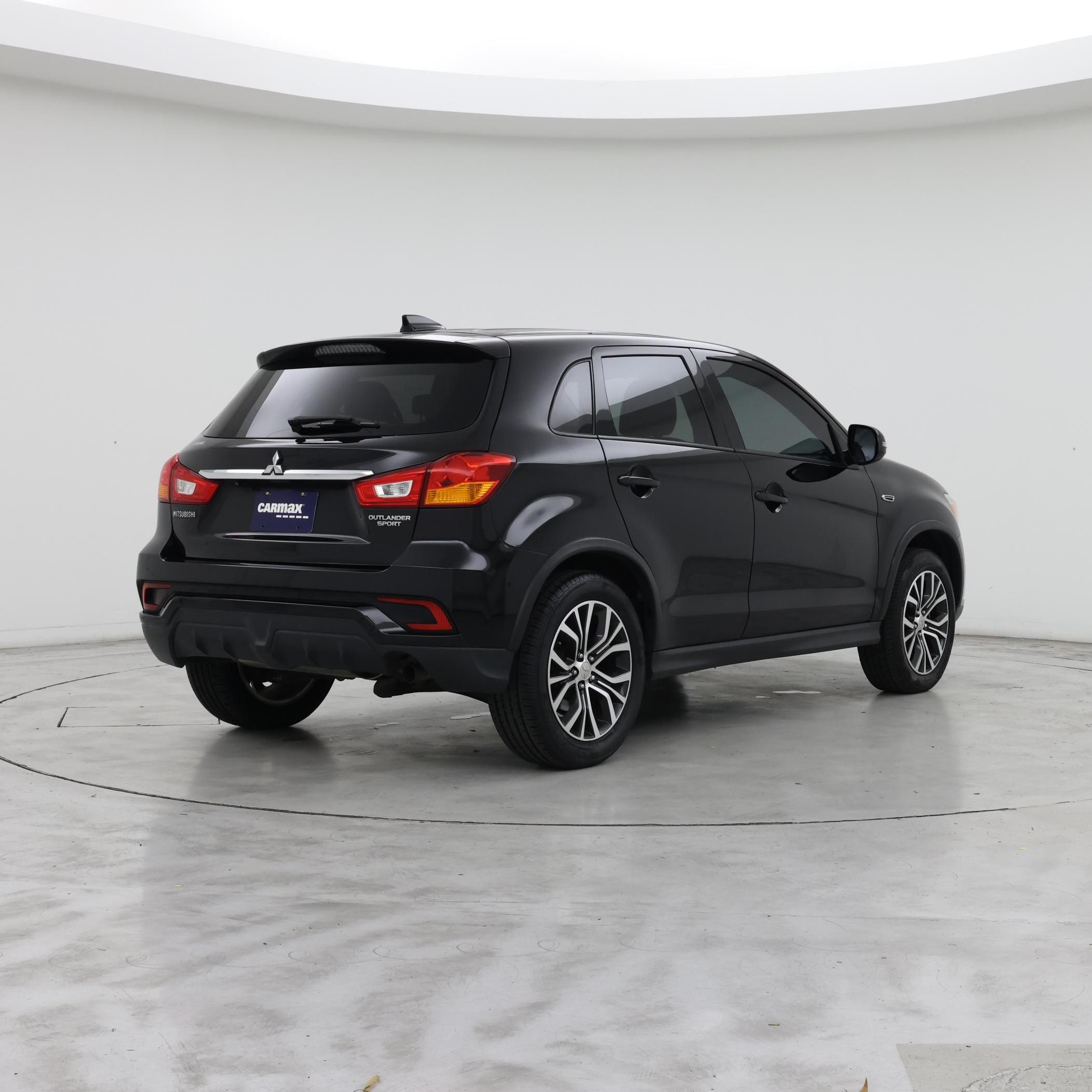 Thumbnail: 2018 Mitsubishi Outlander Sport - 8