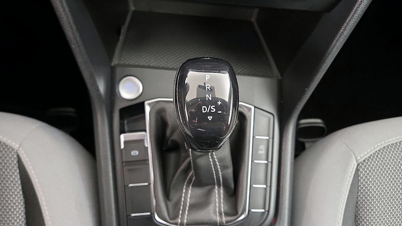 2022 Volkswagen Taos S 17