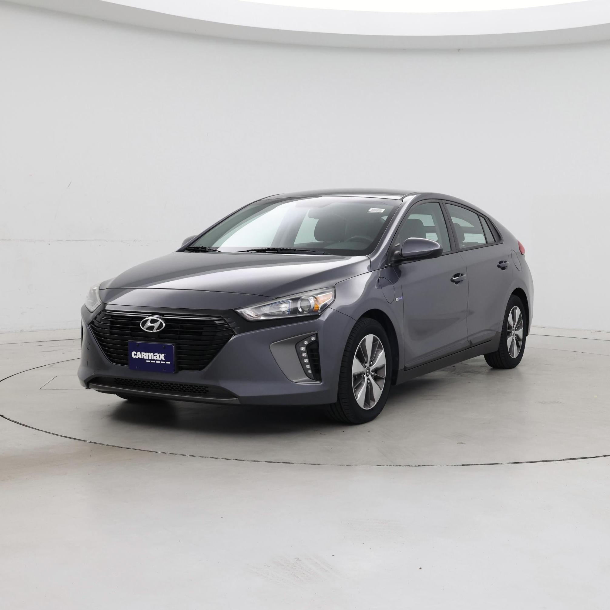 Thumbnail: 2019 Hyundai Ioniq - 4