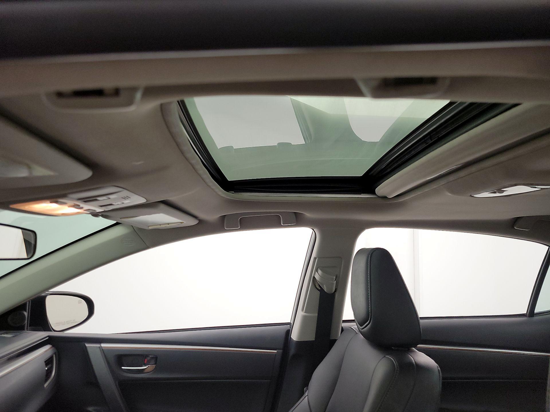 Thumbnail: 2016 Toyota Corolla - 20