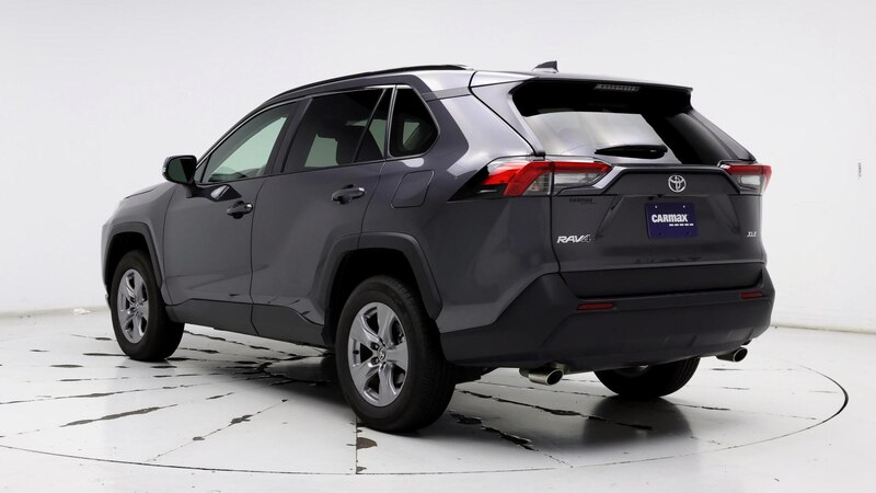 2024 Toyota RAV4 XLE 2