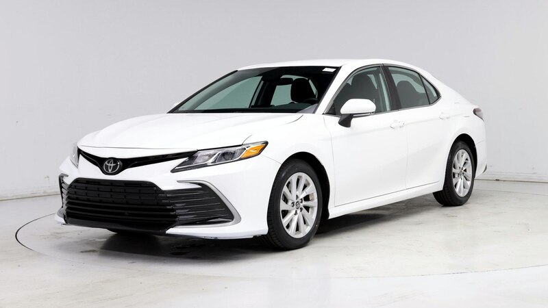 2023 Toyota Camry LE 4