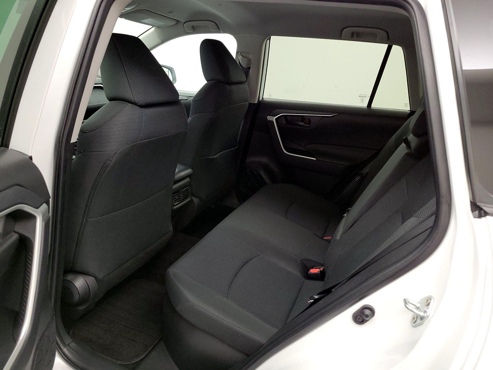 Thumbnail: 2024 Toyota RAV4 - 19