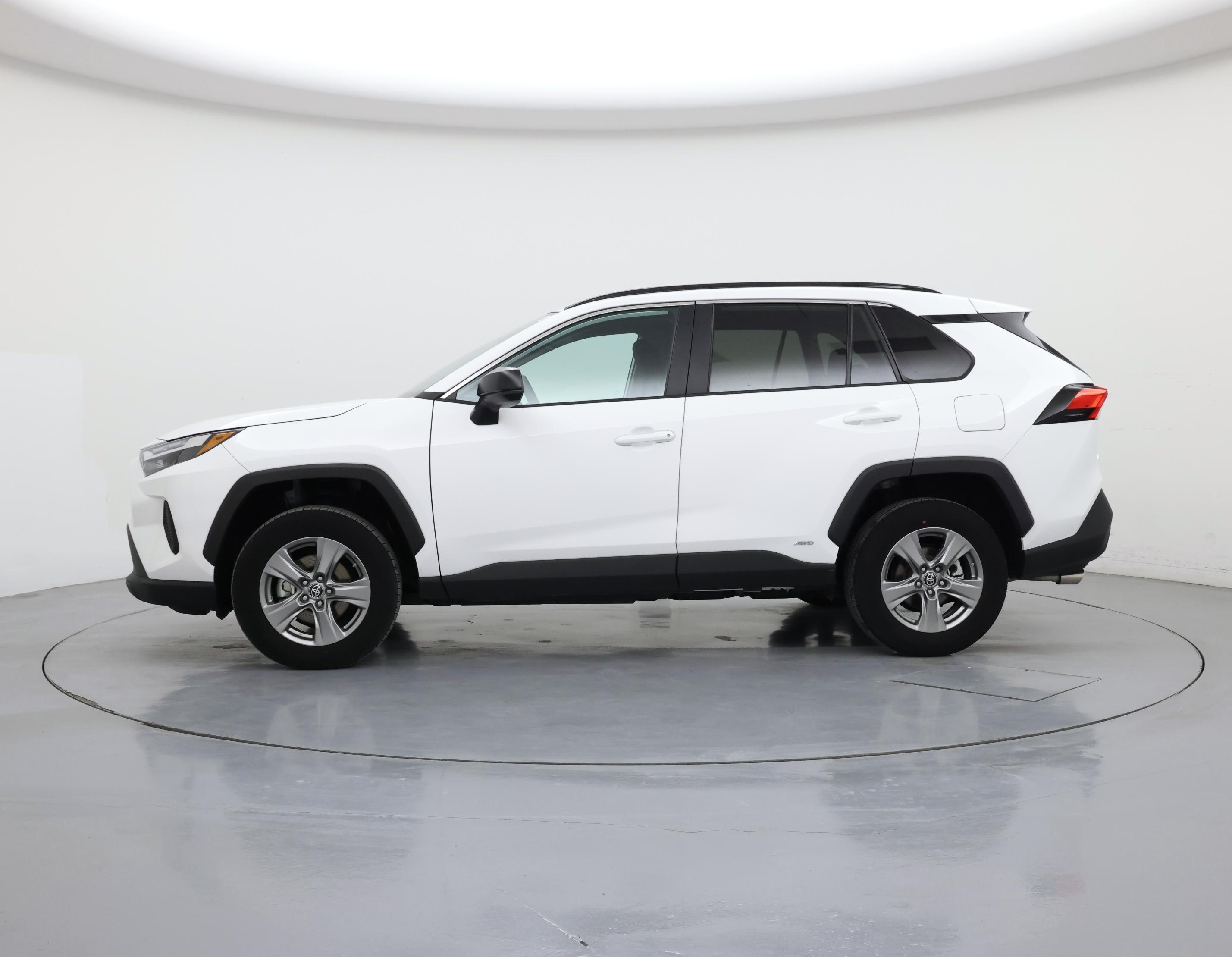 Thumbnail: 2024 Toyota RAV4 - 3