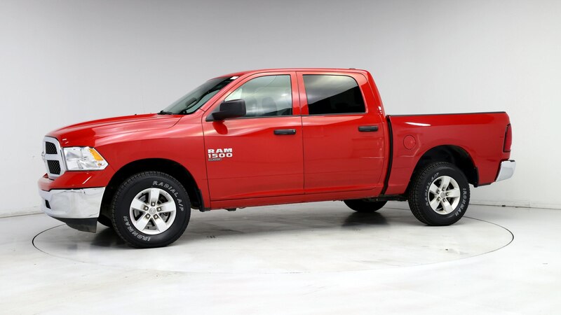 2022 RAM 1500 Classic SLT 4