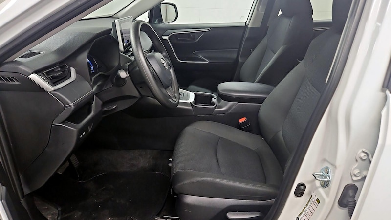2024 Toyota RAV4 LE 11