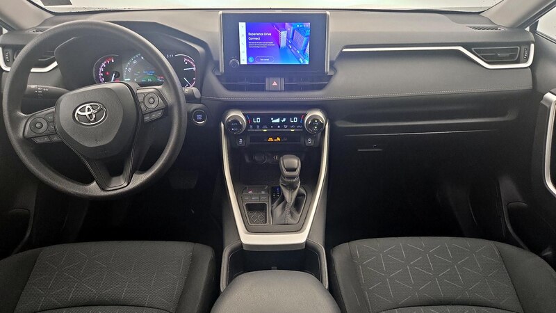2024 Toyota RAV4 XLE 9