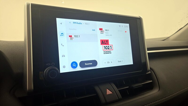 2024 Toyota RAV4 XLE 15