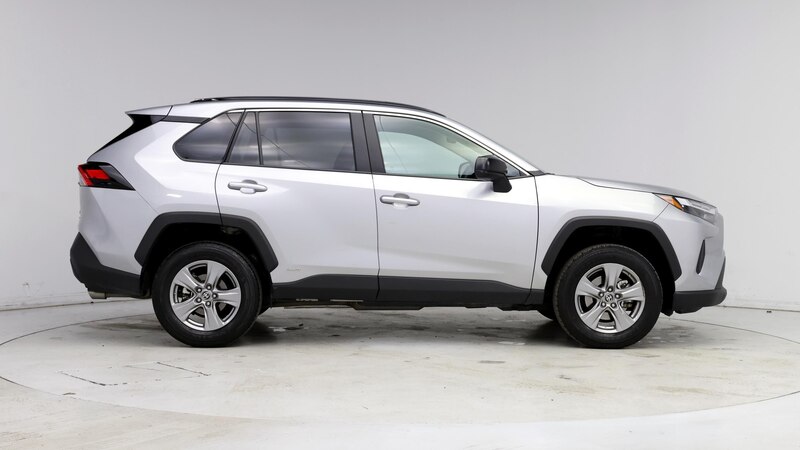 2024 Toyota RAV4 LE 7